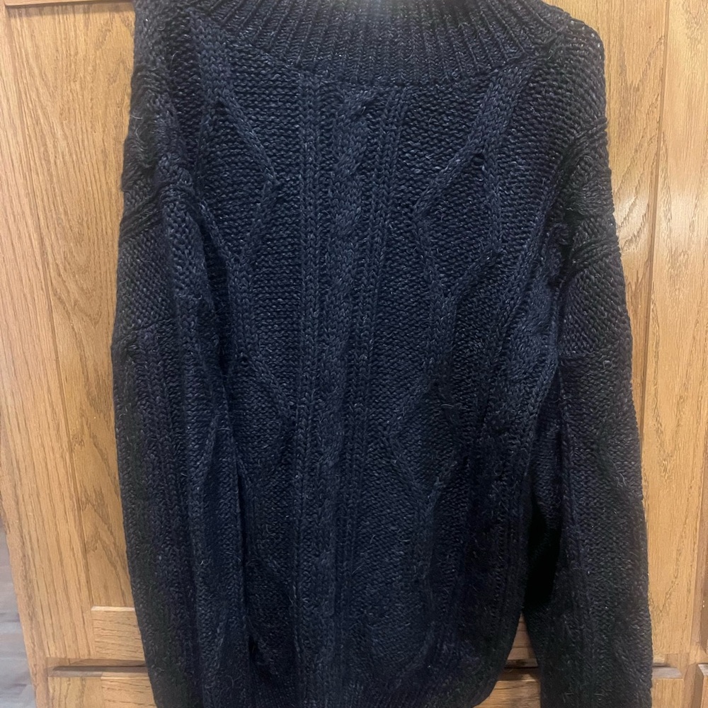 Classic Black V-Neck Sweater for Men - Picture 5 of 5